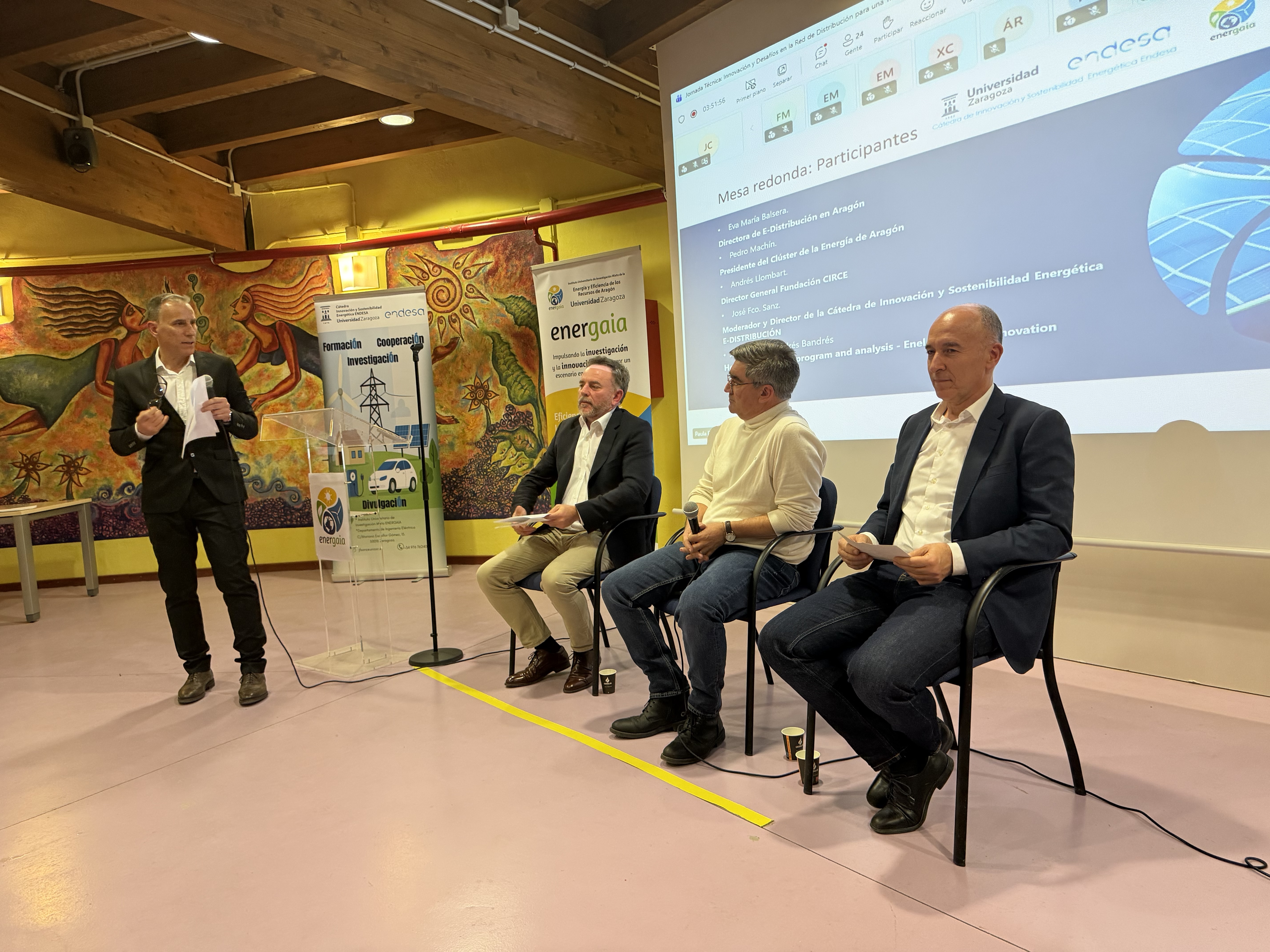 Éxito de la jornada “Innovación y Desafíos en la Red de Distribución para una Transición Energética Sostenible”