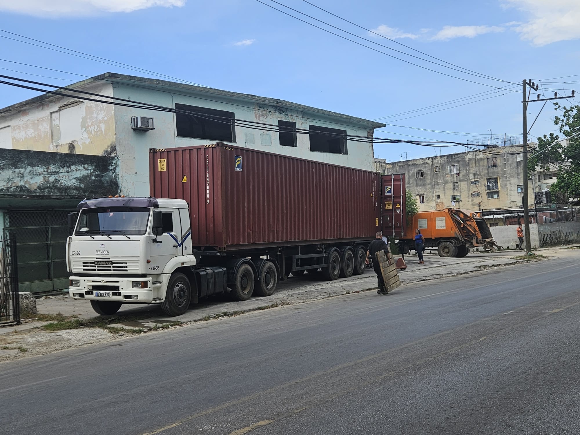 Llegada del material del proyecto Mor-e a Cuba